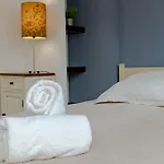 Hébergement de vacances La Mauratie -4 Bedroom House *