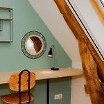 Hébergement de vacances La Mauratie -4 Bedroom House *