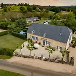 Hébergement de vacances La Mauratie -4 Bedroom House