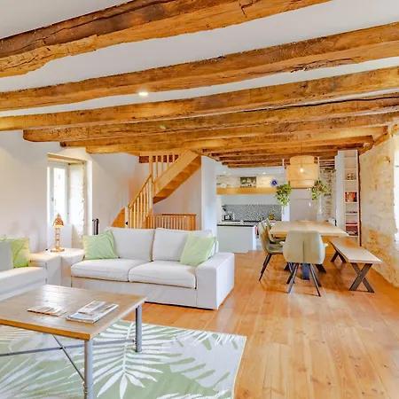 Ferienhaus La Mauratie -4 Bedroom House Jayac